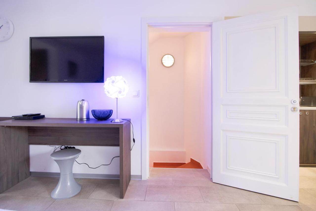 Studio Alon Ideal Pour Vos Vacances Ou Sejours Pros Saint-Cyr-sur-Mer Bagian luar foto